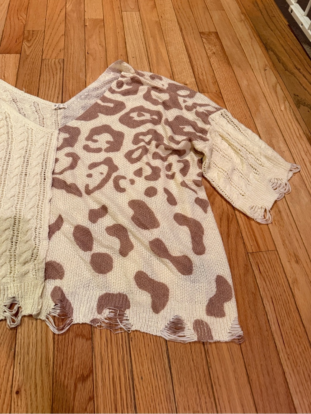 POL Cream Knit Top Subtle Texture Distressing boho festival - Picture 4 of 7